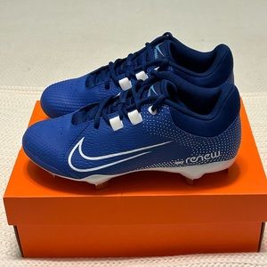 Nike Women's Hyperdiamond 4 Pro Metal Fastpitch Softball Cleats